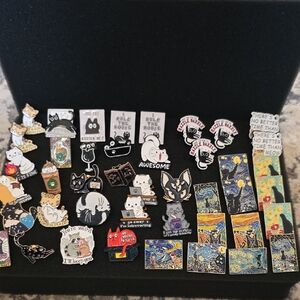 Cute Cat Enamel Pin Lot - Mixed Colors